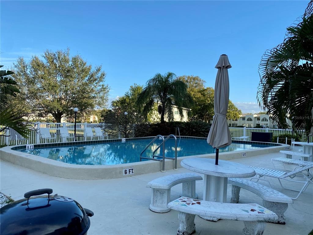 4595 CHANCELLOR STREET NE UNIT 101 ST PETERSBURG, FL 33703