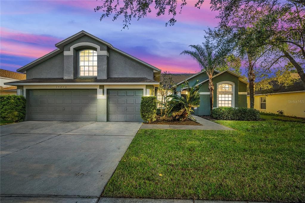 19212 DOVE CREEK DRIVE TAMPA, FL 33647