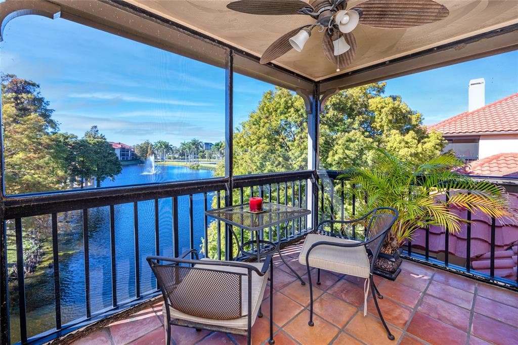 2400 FEATHER SOUND DRIVE UNIT 1236 CLEARWATER, FL 33762