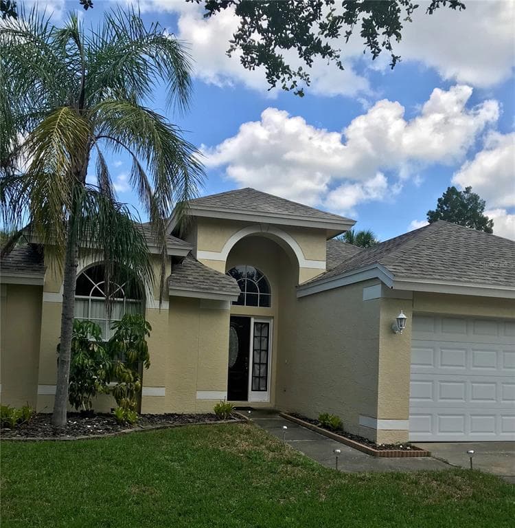 10214 OASIS PALM DRIVE TAMPA, FL 33615