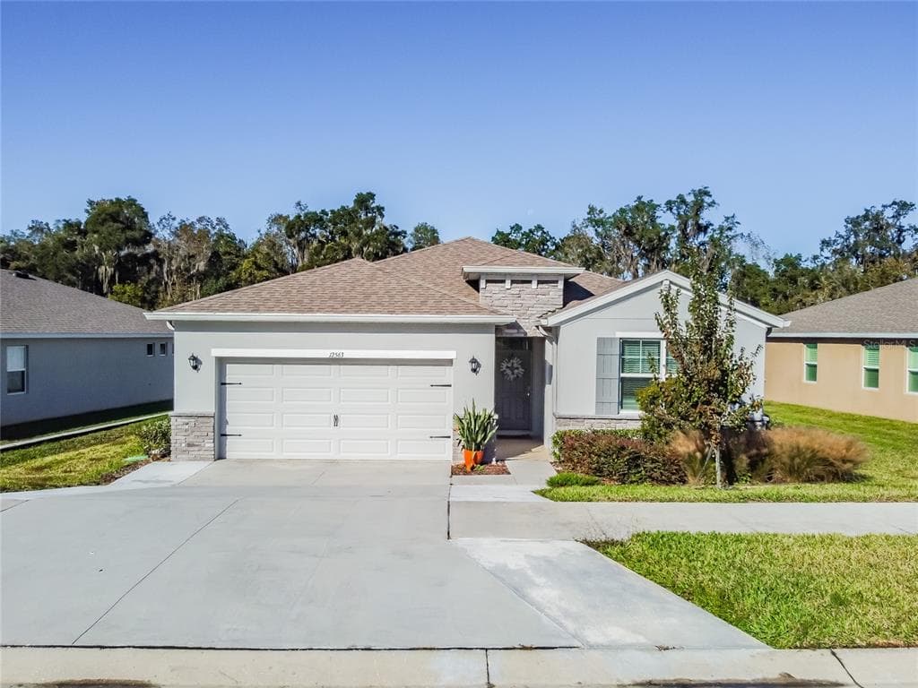 12563 EASTPOINTE DRIVE DADE CITY, FL 33525