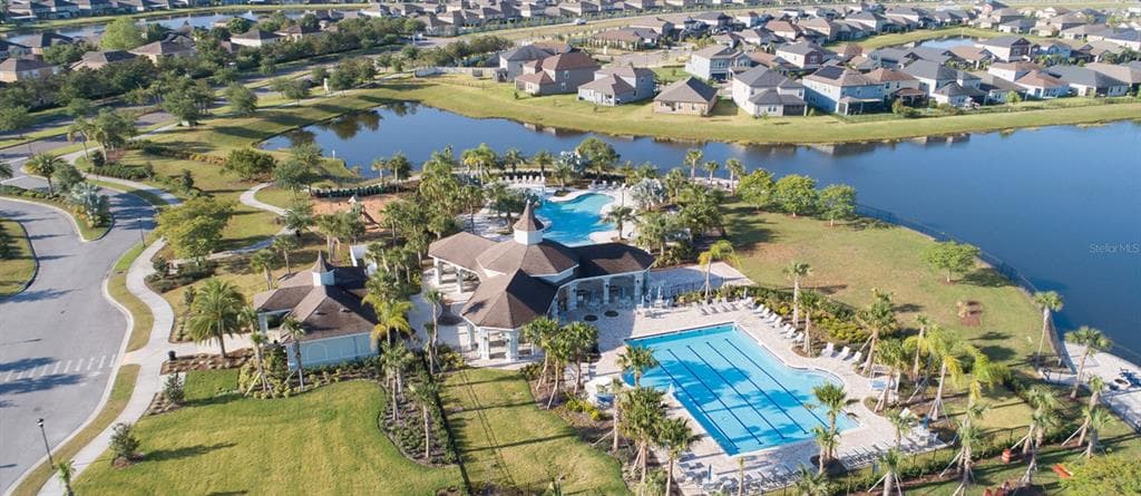 9816 LEMON DROP LOOP RUSKIN, FL 33573