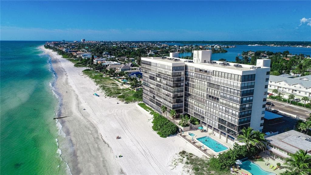 15462 GULF BOULEVARD UNIT 706 MADEIRA BEACH, FL 33708