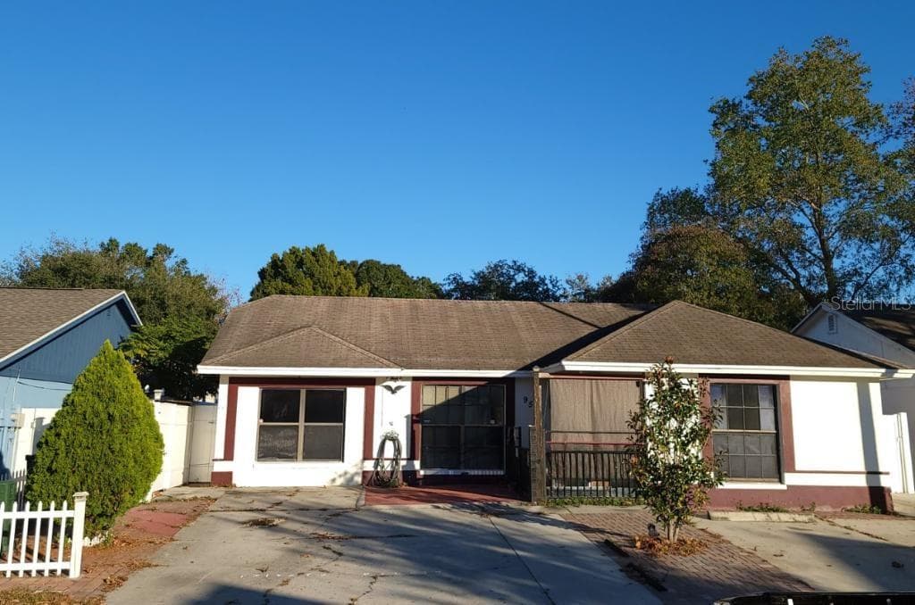 9514 BAYTREE COURT