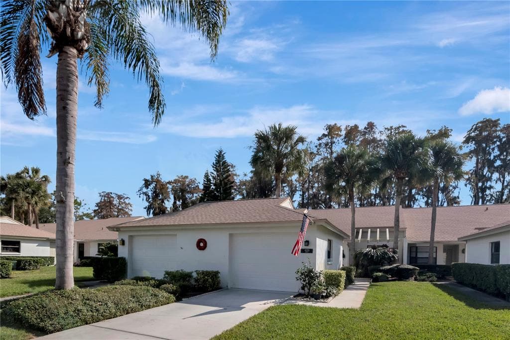 9220 CHAMPIONSHIP LANE NEW PORT RICHEY, FL 34655