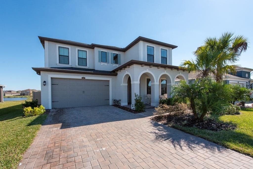4574 TIVOLI DRIVE WESLEY CHAPEL, FL 33543