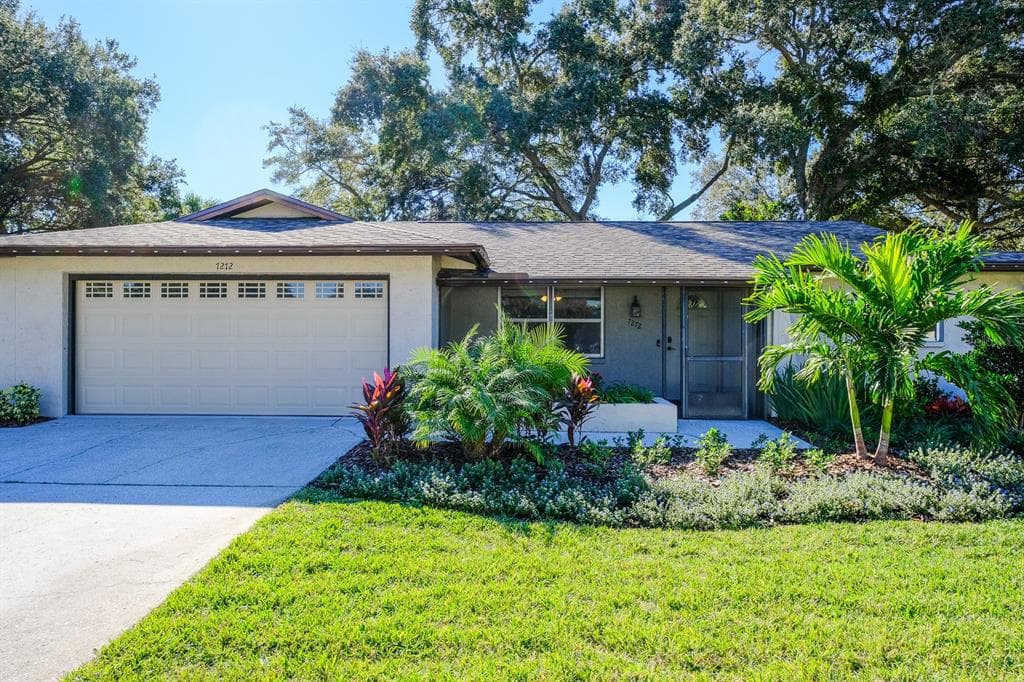 7272 56TH AVENUE N ST PETERSBURG, FL 33709