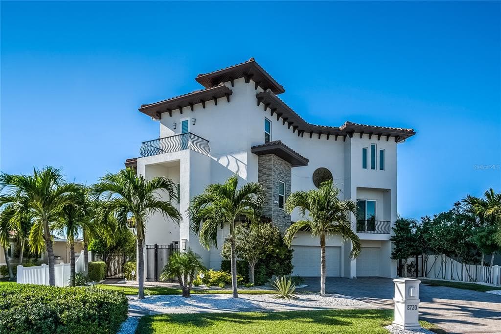 8720 GULF BLVD ST PETE BEACH, FL 33706