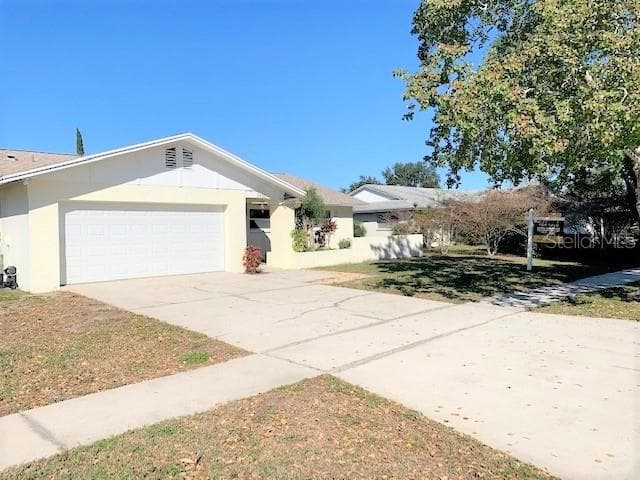 2438 TIMBERCREST CIRCLE W CLEARWATER, FL 33763