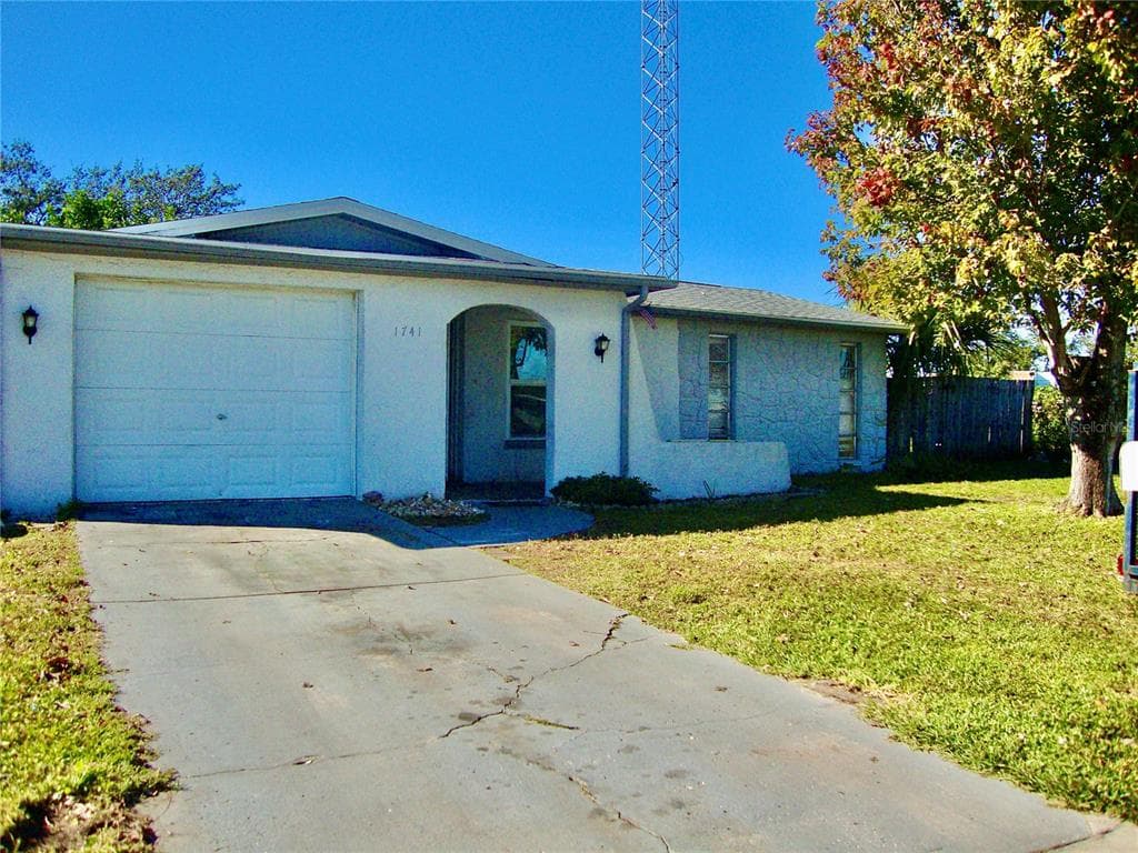 1741 KENILWORTH STREET HOLIDAY, FL 34691