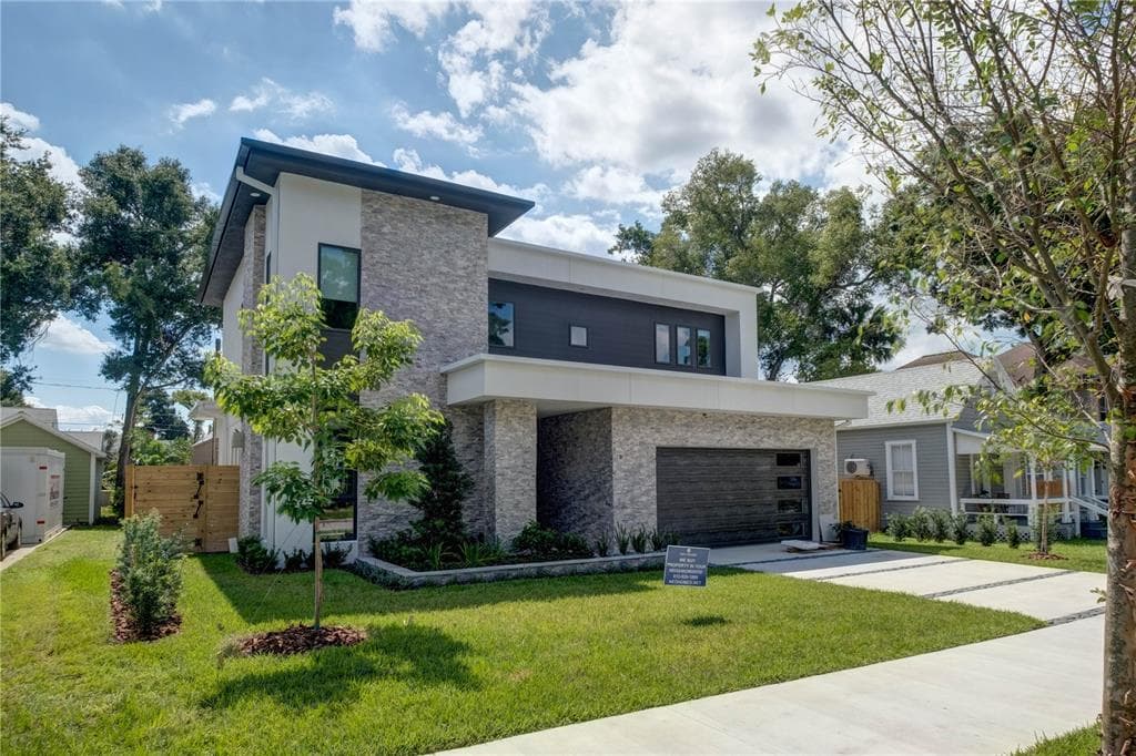 4206 N RIVERSIDE DRIVE TAMPA, FL 33603