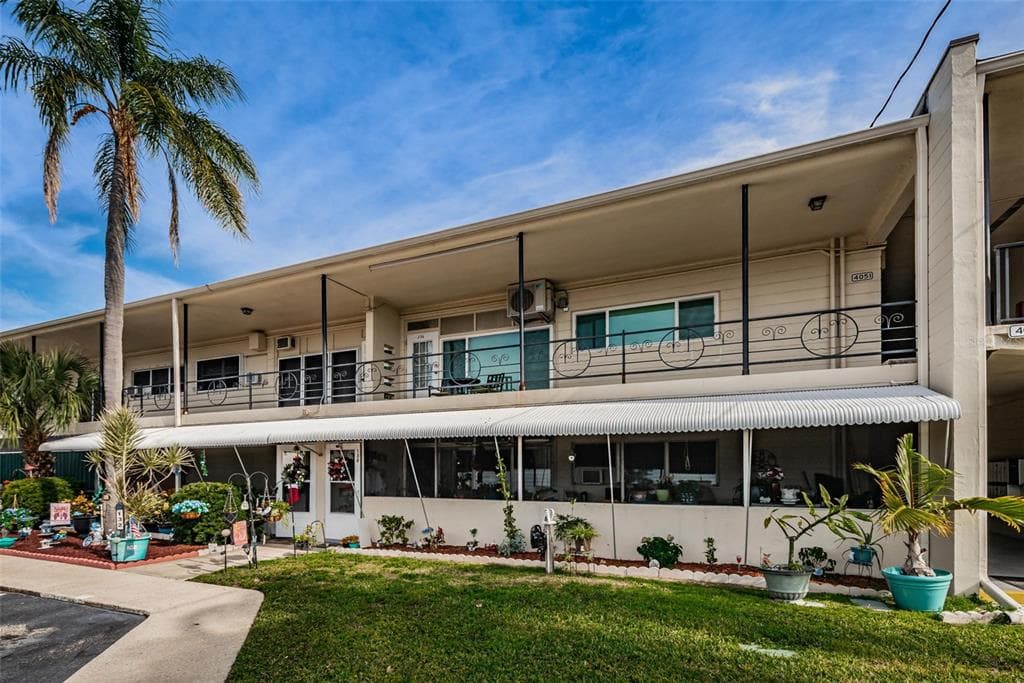 4051 58TH STREET N UNIT 236S KENNETH CITY, FL 33709