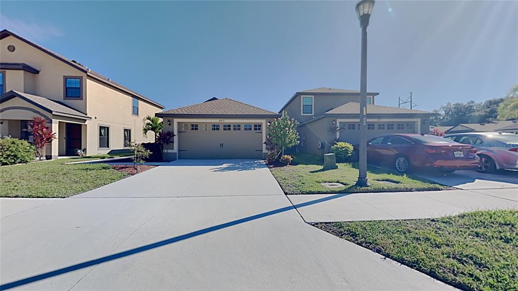 6415 COMO PLACE LAKELAND, FL 33805