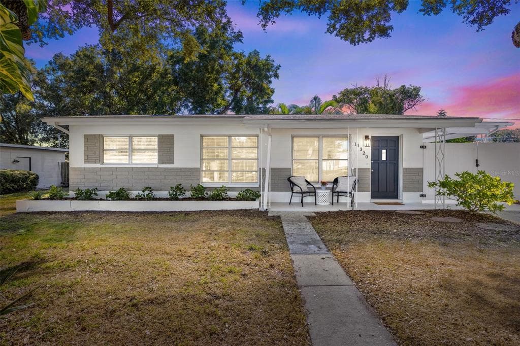 11320 110TH TERRACE SEMINOLE, FL 33778