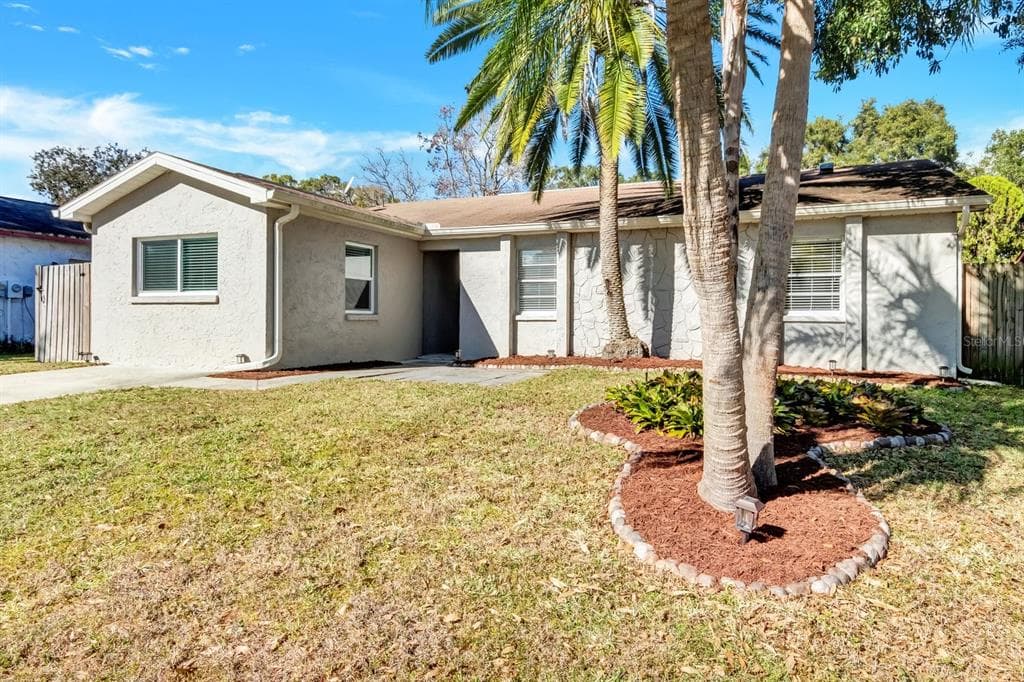 1914 HUDSON COURT OLDSMAR, FL 34677