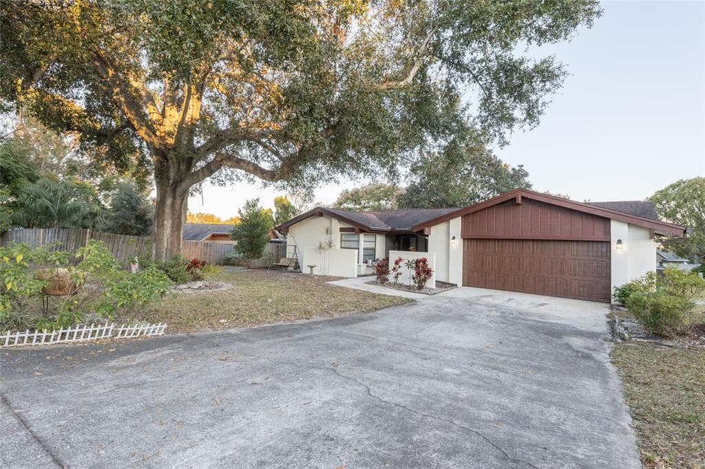 3959 LAKE SAINT GEORGE DRIVE