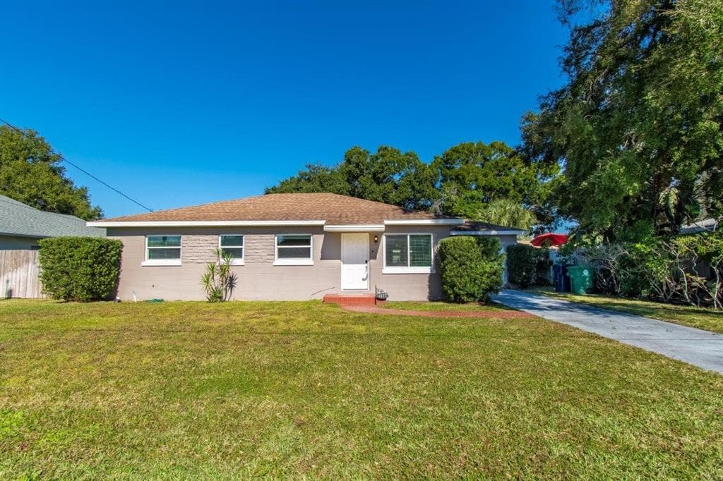 4417 W BAY COURT AVENUE TAMPA, FL 33611