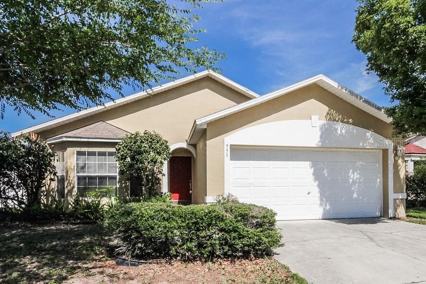 931 GRASSY ISLAND LANE ORLANDO, FL 32825