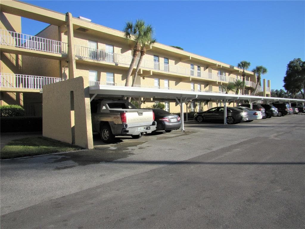 225 COUNTRY CLUB DRIVE UNIT D338 LARGO, FL 33771