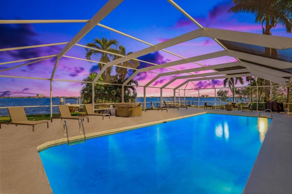 5261 NAUTILUS DRIVE CAPE CORAL, FL 33904