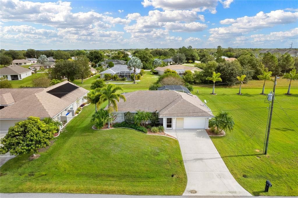 466 GUYANA STREET PUNTA GORDA, FL 33983
