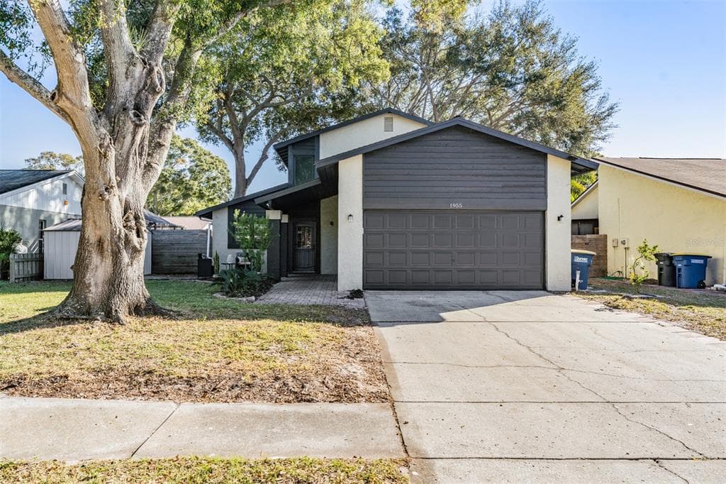 1955 HASTINGS DRIVE CLEARWATER, FL 33763