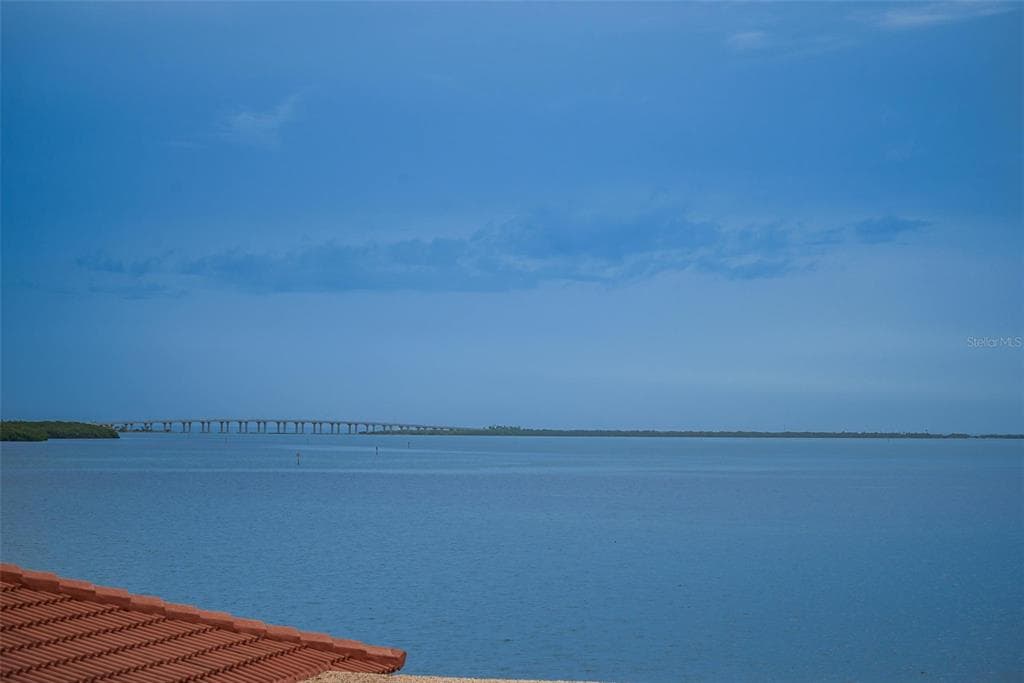 6372 PALMA DEL MAR BOULEVARD S UNIT 401 ST PETERSBURG, FL 33715