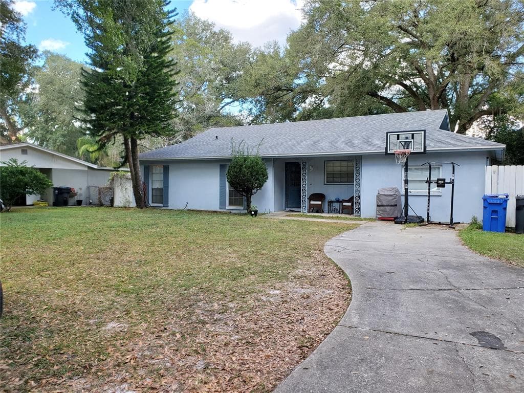 113 SIOBHAN AVE TAMPA, FL 33613