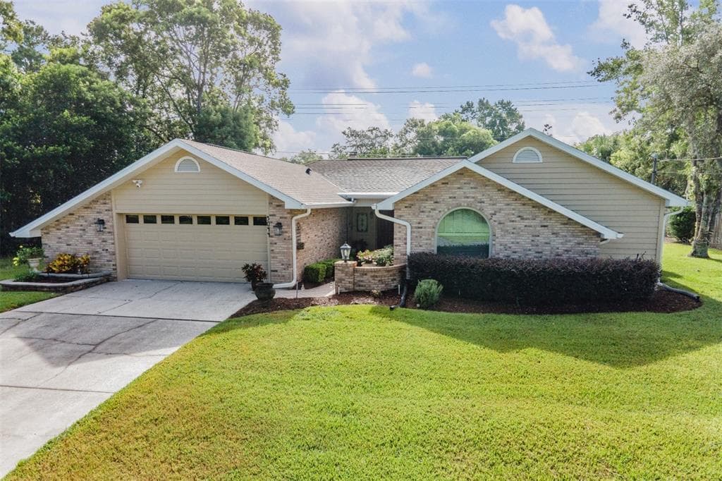 5044 KEYSVILLE AVENUE SPRING HILL, FL 34608
