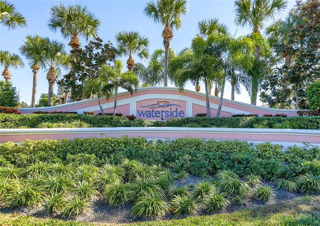 4975 COBIA DRIVE SE UNIT A ST PETERSBURG, FL 33705