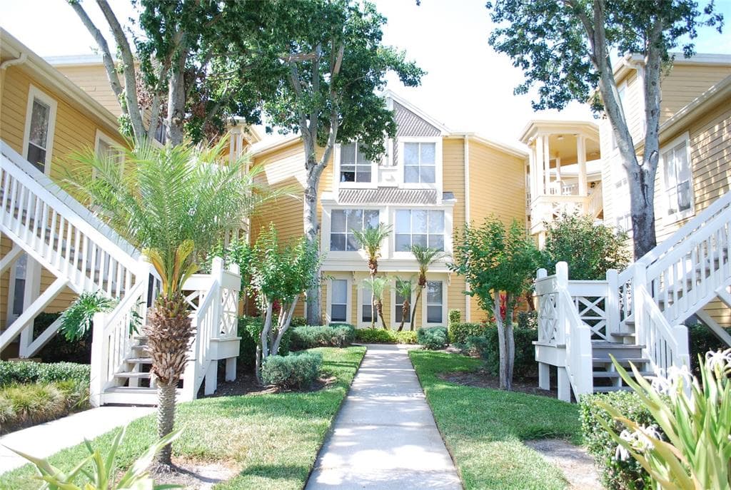 115 112TH AVENUE NE UNIT 310 ST PETERSBURG, FL 33716