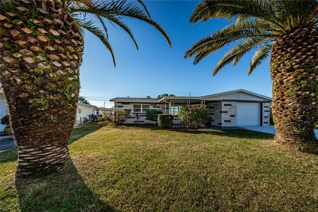 4114 BADEN DRIVE HOLIDAY, FL 34691