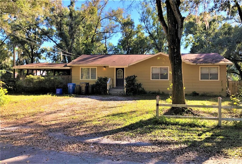 10017 E WILDER AVENUE TAMPA, FL 33610