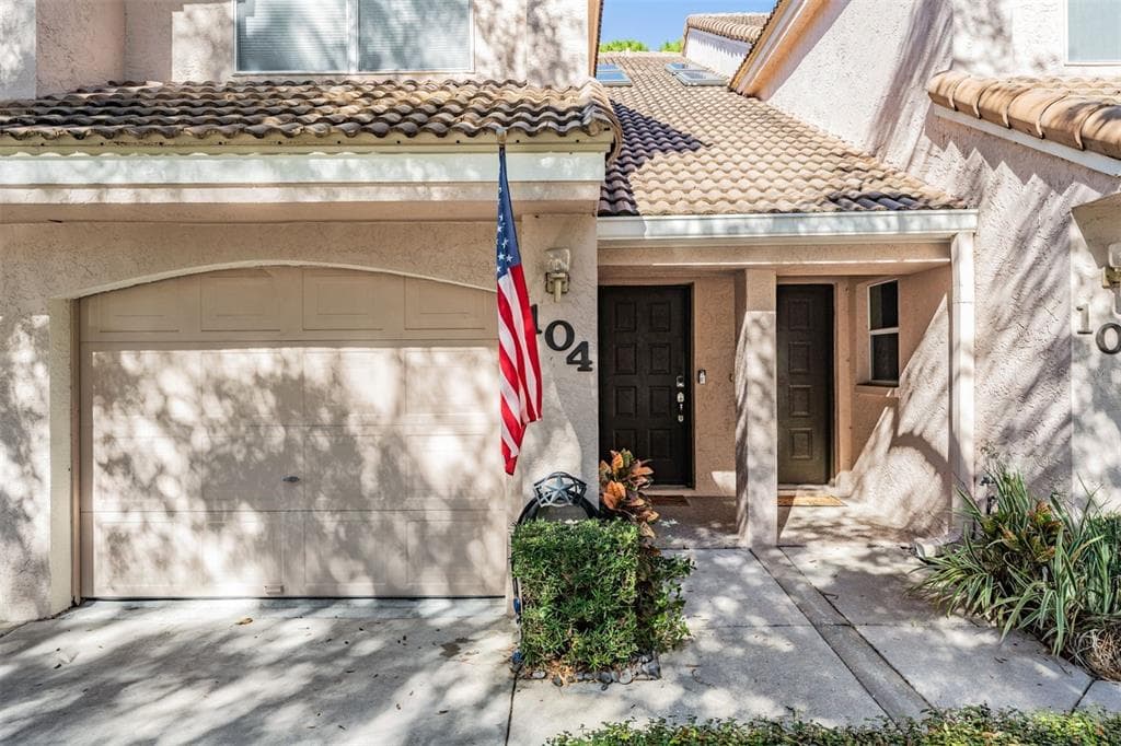 104 CLAYS TRAIL UNIT 1 OLDSMAR, FL 34677