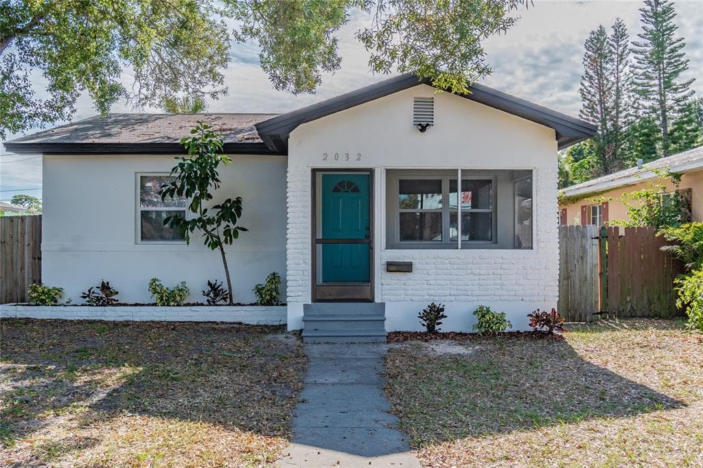 2032 22ND AVE S ST PETERSBURG, FL 33712