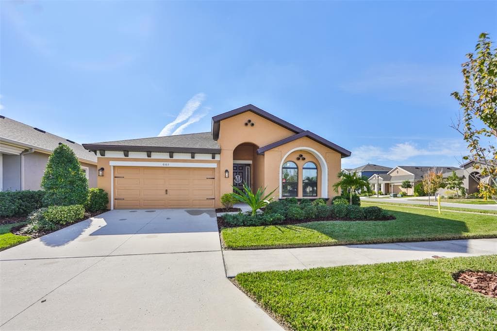 6103 COLMAR PLACE APOLLO BEACH, FL 33572