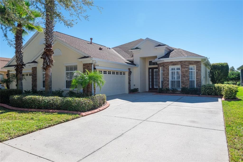 20626 AMANDA OAK COURT