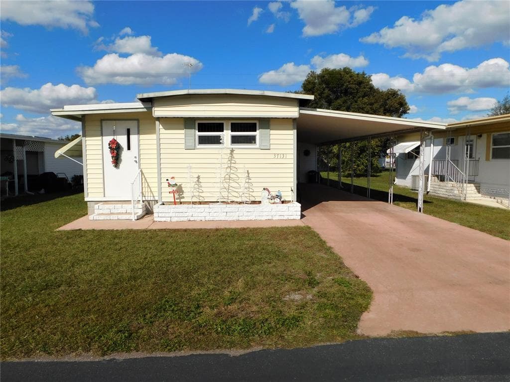 37131 SANDRA AVENUE ZEPHYRHILLS, FL 33542