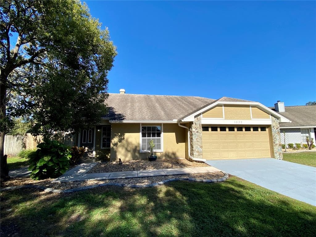 1532 HIGH KNOLL DRIVE BRANDON, FL 33511