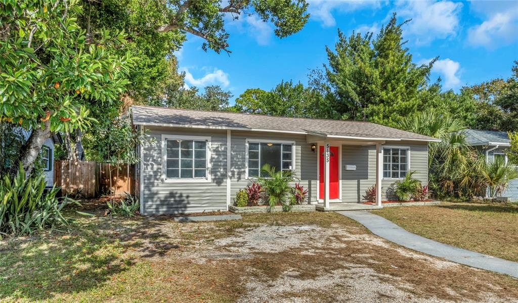 5135 4TH AVENUE S ST PETERSBURG, FL 33707
