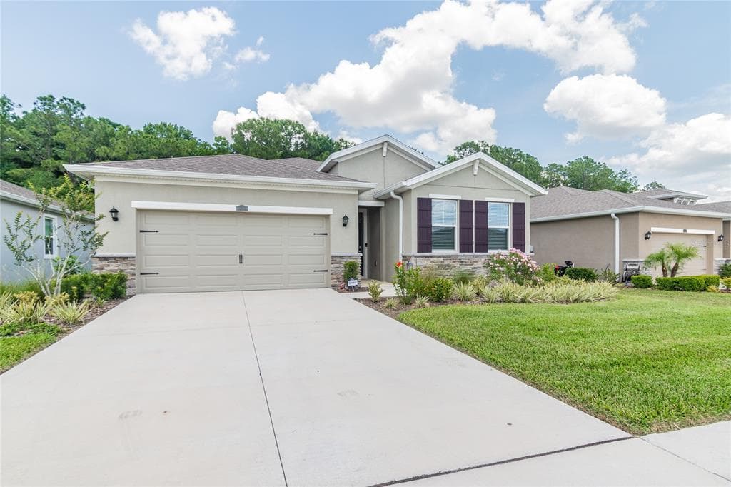32813 SAND CREEK DRIVE WESLEY CHAPEL, FL 33543