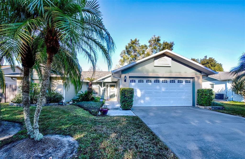 15134 WILLOWDALE ROAD TAMPA, FL 33625