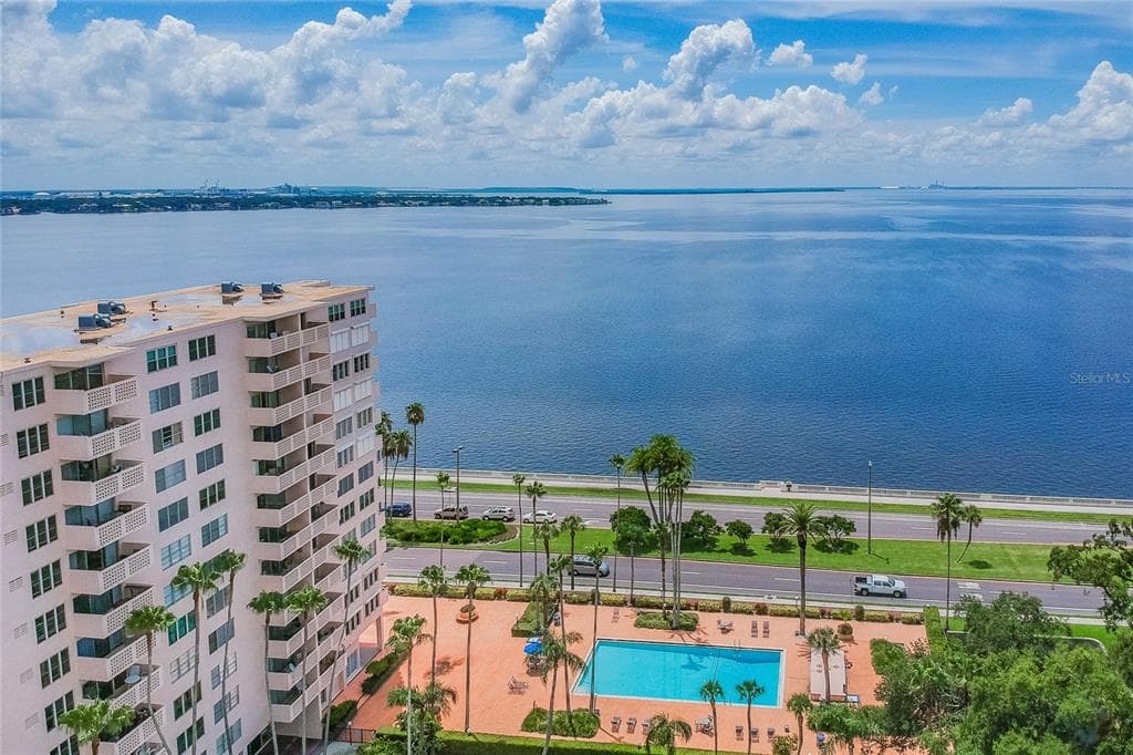 2401 BAYSHORE BOULEVARD UNIT 802