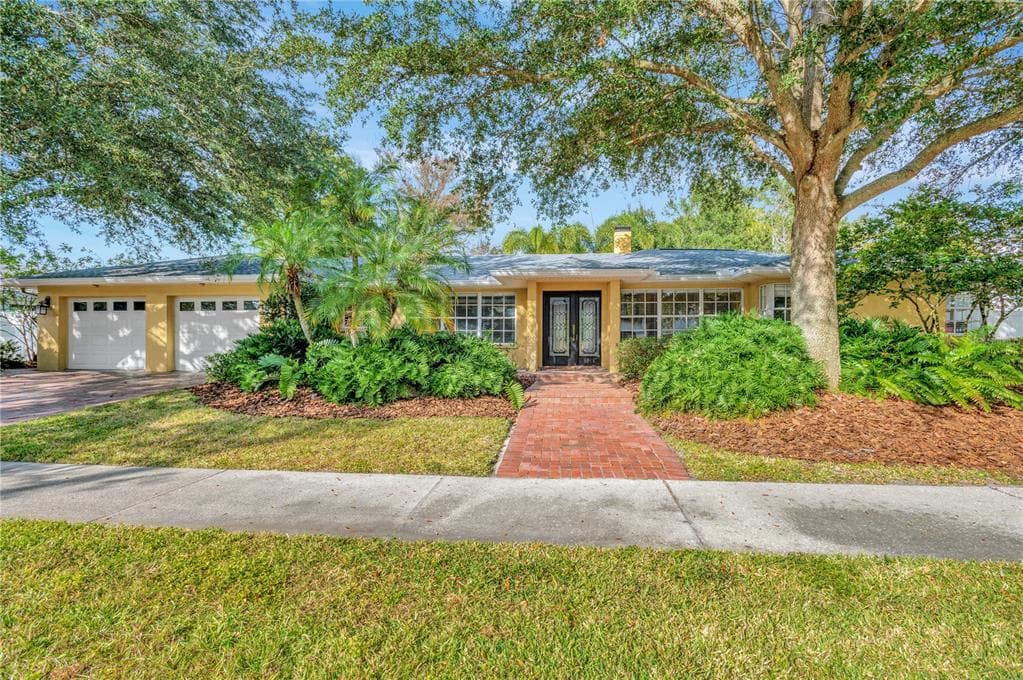 3913 W EMPEDRADO STREET TAMPA, FL 33629
