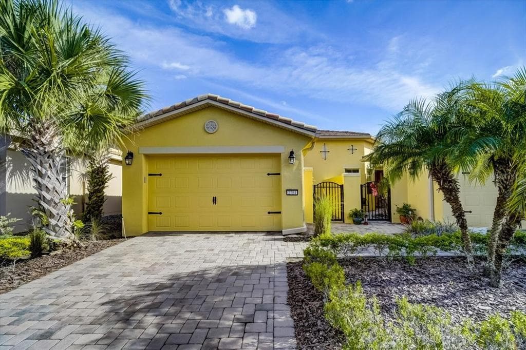 2784 PALM TREE DRIVE POINCIANA, FL 34759