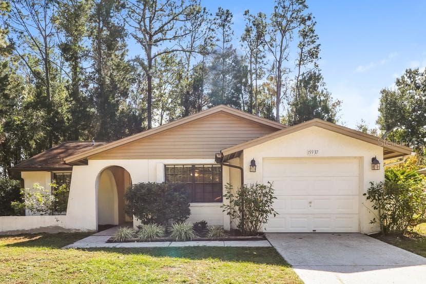 15937 WINDING DRIVE TAMPA, FL 33624