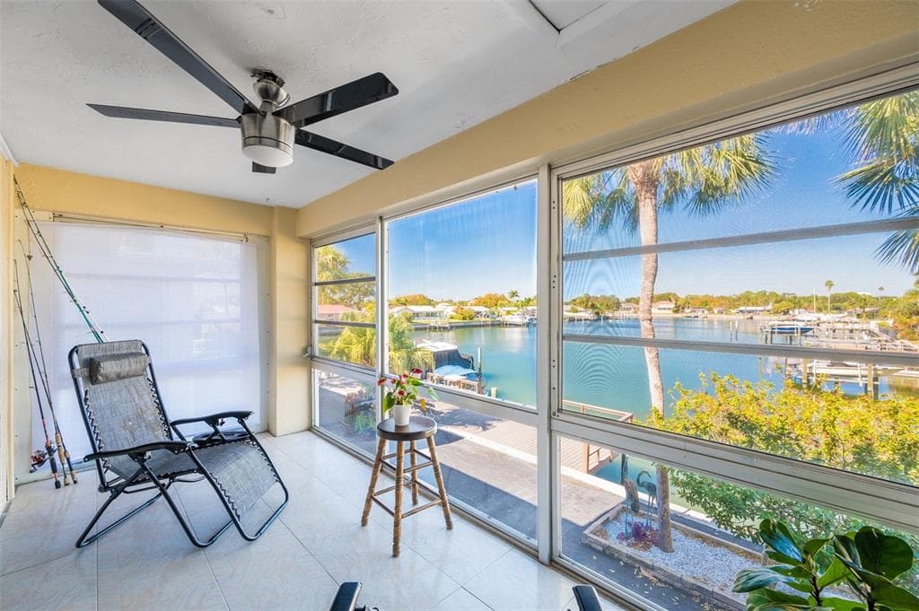 3717 46TH AVENUE S UNIT 14 ST PETERSBURG, FL 33711