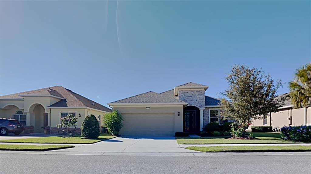 8691 BRIDGEPORT BAY CIRCLE MOUNT DORA, FL 32757