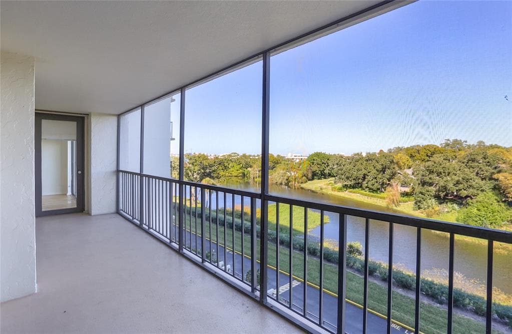 220 BELLEVIEW BOULEVARD UNIT 406