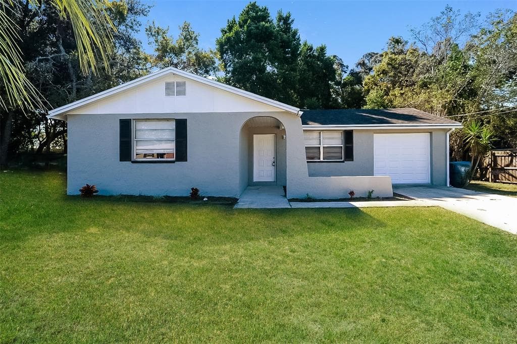 2216 BISHOP ROAD SPRING HILL, FL 34608